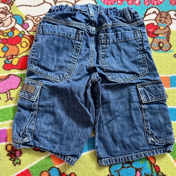 🐠2/$10🐠 Boys cargo jean shorts 🩳 - Picture 2 of 4